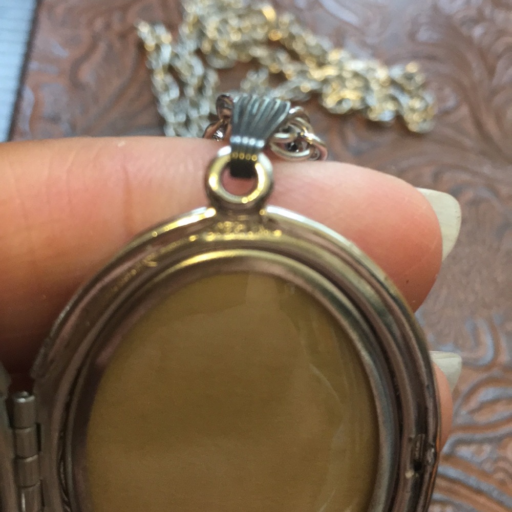 Sterling Silver Large Pendent Keepsake Pictures - image 4